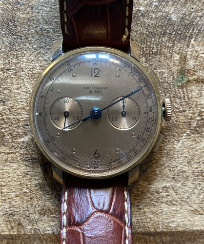 Montre mécanique vintage - montre,