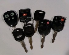 Ford Keys And Remote Collection 7 Pieces Various Suv Oem Locksmiths Supplies 