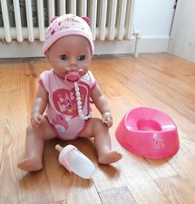 Poupée Baby Born 