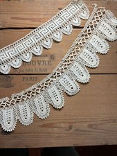 ANTIQUE LACE -2 elements of