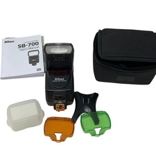Nikon SB-700 AF Speedlight Flash Kit Case + Filters + Diffuser + Stand NEW