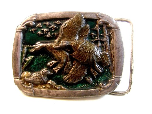 1985 ducks flight belt - in,
