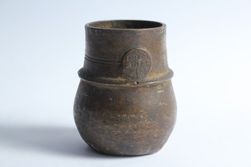 Ancien pot bronze cire perdue