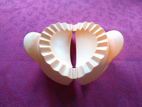 Tupperware chausson party - tupperware,