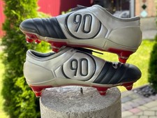 Crampons de football vintage