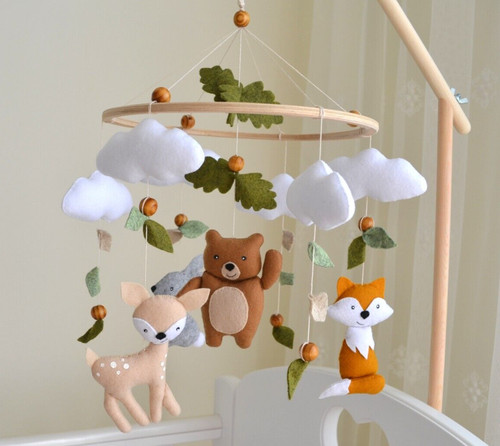 Mobile pour bébé - , woodland