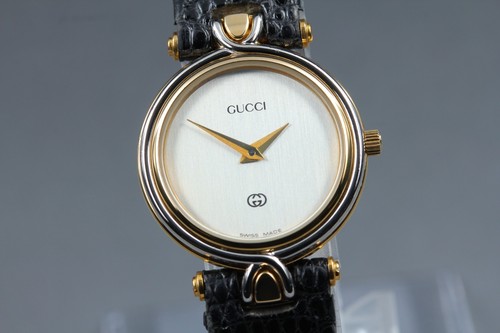 Presque comme neuve montre - neuve],