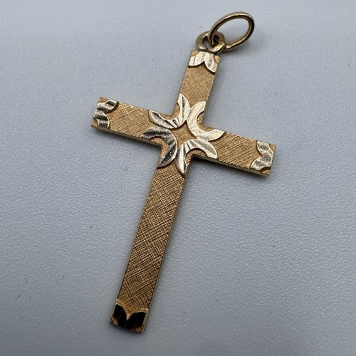 Croix ancienne plaqué or - ancienne,