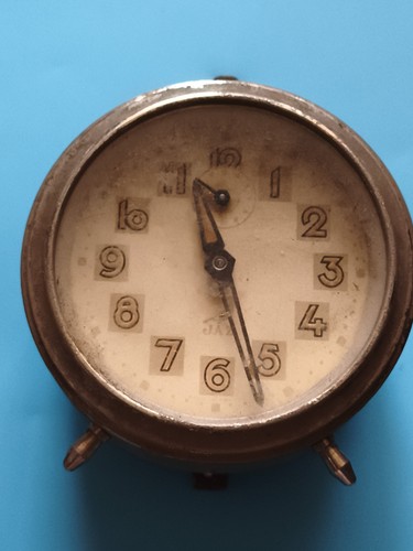Réveil ancien jaz mécanique - ancien,