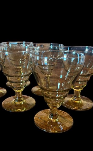 Lot verres art - verres, déco