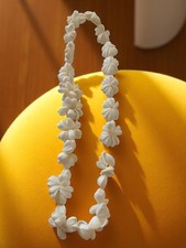 Collier vintage en coquillages