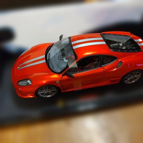 Hot wheels ferrari 430 - hot,