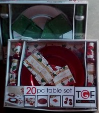 The Great Find Floral Damask