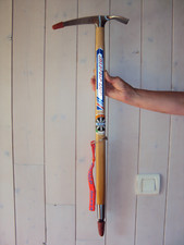 Ancien piolet d'alpiniste CAMP INTERALP Made in ITALY PREMANA Old Ice collection