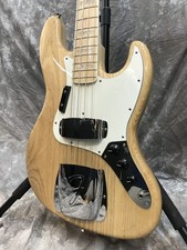 [Fender] Guitare basse
