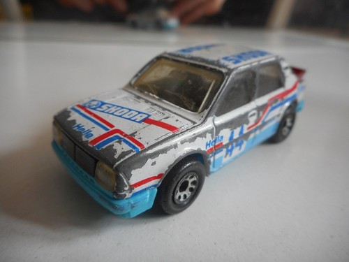 Matchbox skoda 130 blanche - skoda,
