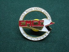 Pin's ECOLE MOTO CROSS ENFANTS