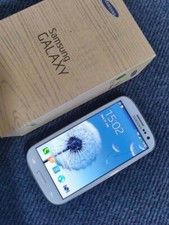 Samsung Galaxy S3 (GT-i9300) Android 16GB 3G Unlocked 4.8" Mobilephone Tested