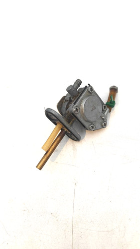 Robinet essence suzuki - robinet,