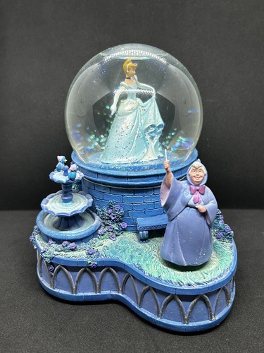 Boule neige disney comédie - neige,