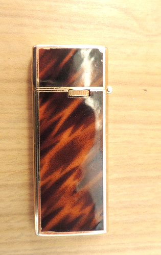 Sharp pat lighter - sharp, no