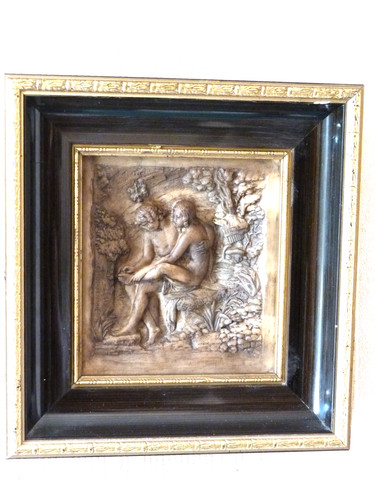 Tableau ancien bas relief