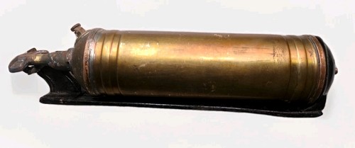 Ancien extincteur pyrene - ancien,