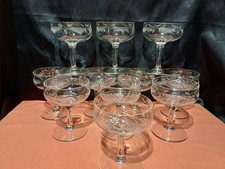 lot de 11 coupes champagne