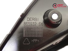 Plastique sous selle gauche (Derbi - Gpr 4T 125 2009 - 2014)