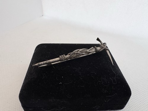 Broche ancienne alpinisme