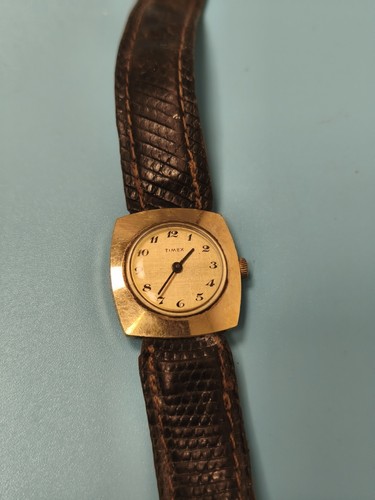 Montre vintage timex - timex, plaquée