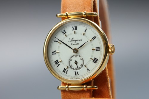 Presque comme neuve montre - neuve],