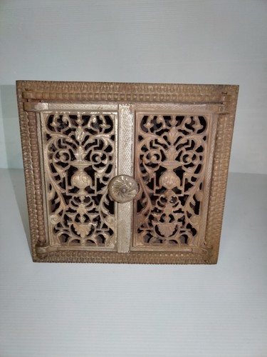 Ancienne porte trappe fonte - ancienne,