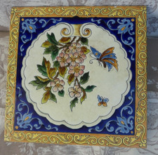 Choisy le Roi Gilardoni fils Carreau de faience Papillon fleurs Cerisier 20X20cm