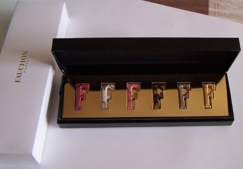 Coffret neuf fèves - neuf,