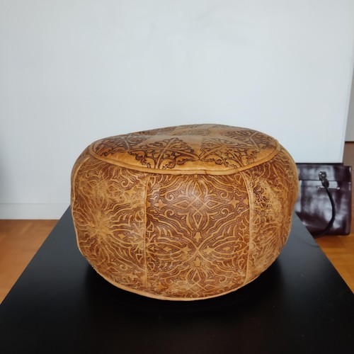 Pouf marocain cuir - en,
