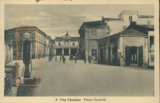 San Vito Chietino Place Animée Et Ancienne Pompe À Essence Shell, R@R@ -N.48709