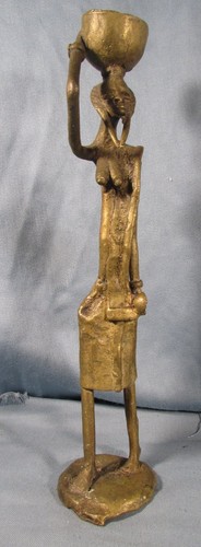 Art africain femme porteuse - ,