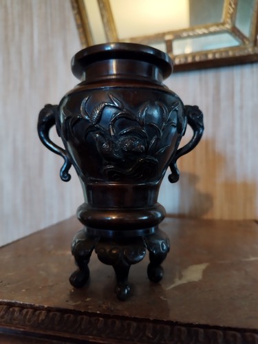 Vase bronze japonais - bronze, décor