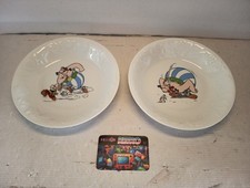 Lot De Deux Assiettes Creuses Astérix Et Obélix 18cm Porcelaine De Limoges