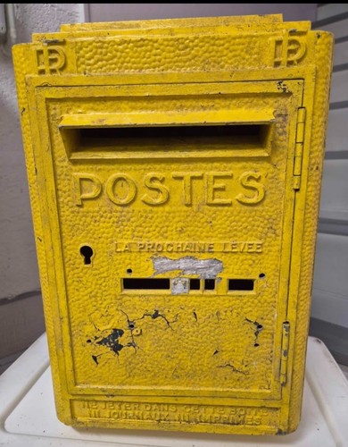 Boite aux lettres ptt - lettres,