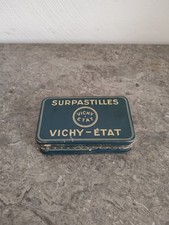 Boîte Ancienne En Métal