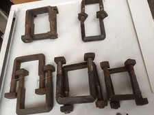 Bride   lame de ressort  7 CM