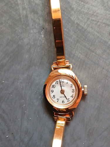 Belle montre mécanique suisse - mécanique,