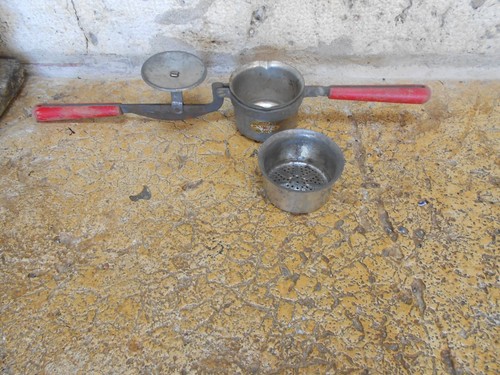 Ancien pressoir fonte avec - ancien,