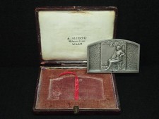 PLAQUE BRONZE Arg. René