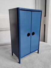 Armoire poupée bleu Huset