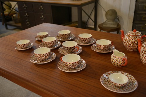 Service porcelaine modèle - service, en