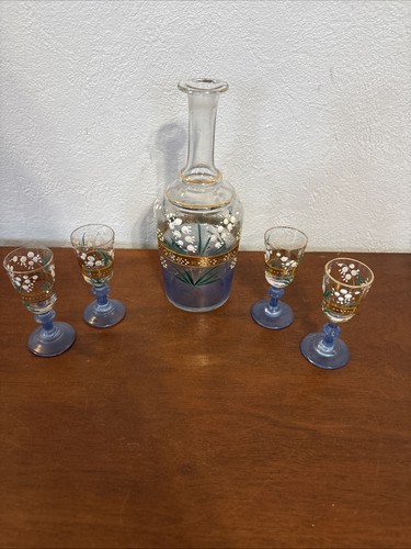 Ancienne belle petite - , carafe
