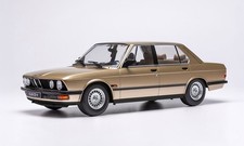 Ixo 18CMC184 1/18 BMW 520I E28